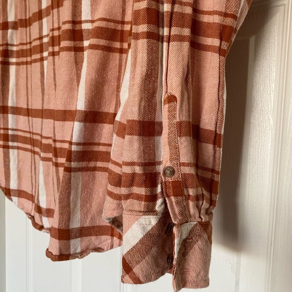 Pink Spring Flannel - Picture 5 of 11